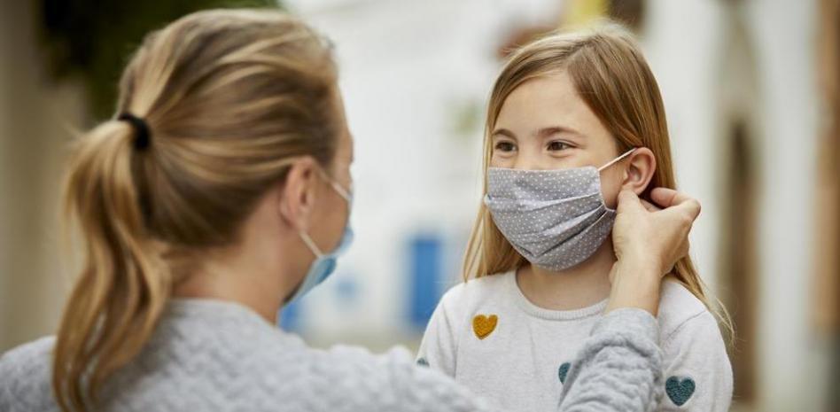 La ley de Familia incluirá un permiso de 7 días para cuidar a la pareja, hijos e hijas y mayores