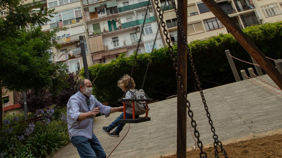 Por qué la bajada de la natalidad de hoy es la crisis de cuidados del mañana